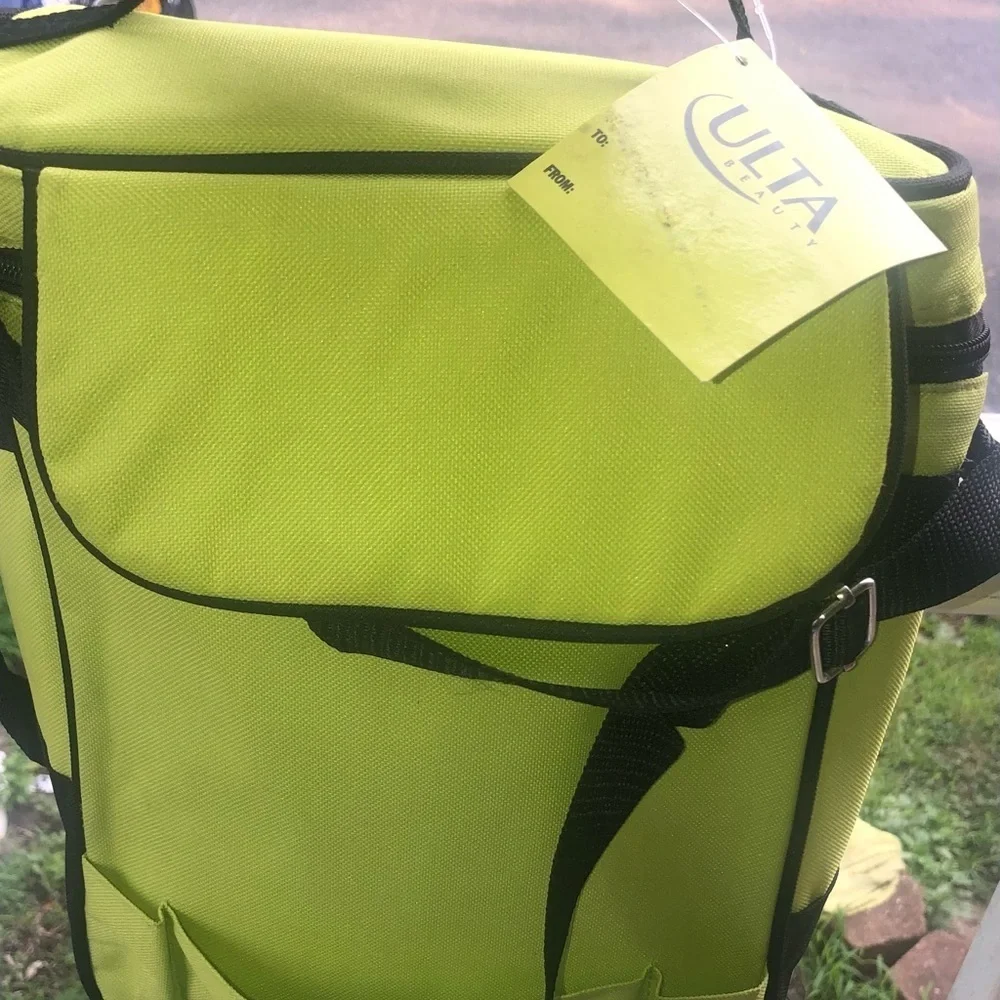 Ulta beauty green thermal bag